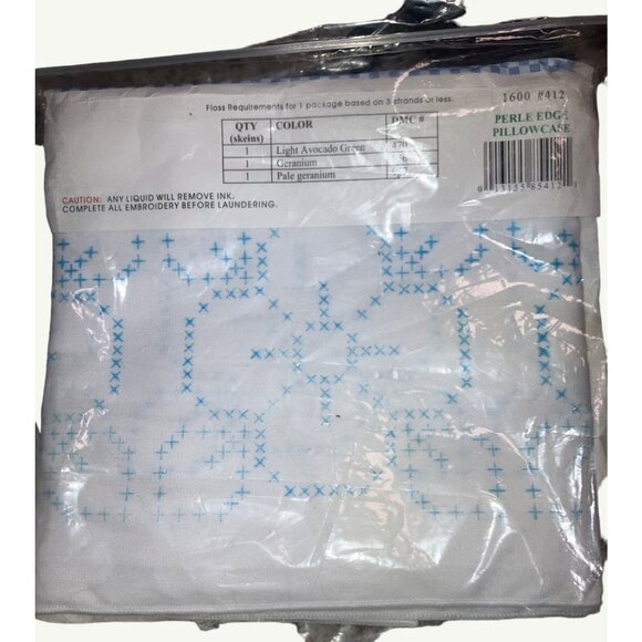 Jack Dempsey Needle Art Pillowcases Embroidery Kit Posie Garden Standard Size - Picture 7 of 7